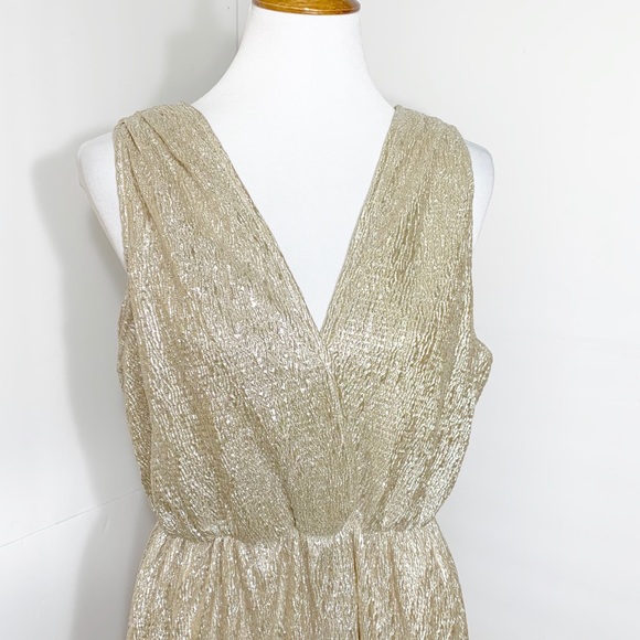 SOLD-Lulu’s Metallic Champagne Maxi Dress - Picture 3 of 8